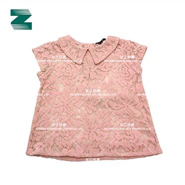 Voodriga pitsist kangast pluus lastele