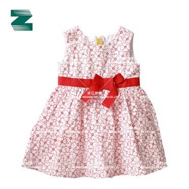 Kleit lastele trükitud läbipõlenud kootud riidest